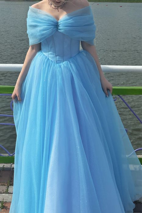 Платье на выпускной/вечернее платье