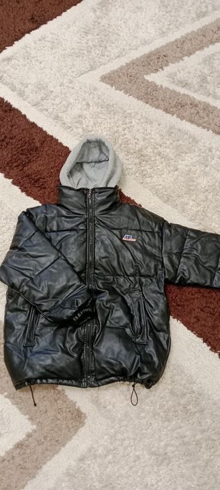 Продам кожаную куртку