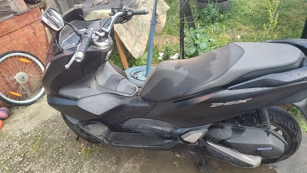 Honda pcx 125 cc doar azi și mâine la 1800