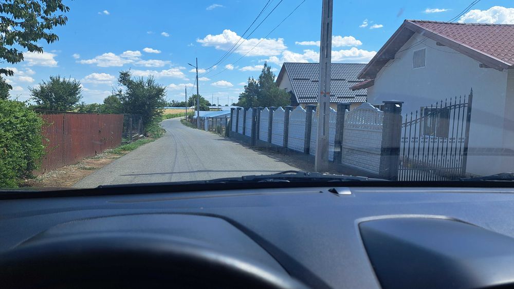 Ocazie unică. VAND teren intravilan pt. construcții.
Persoană  fizică