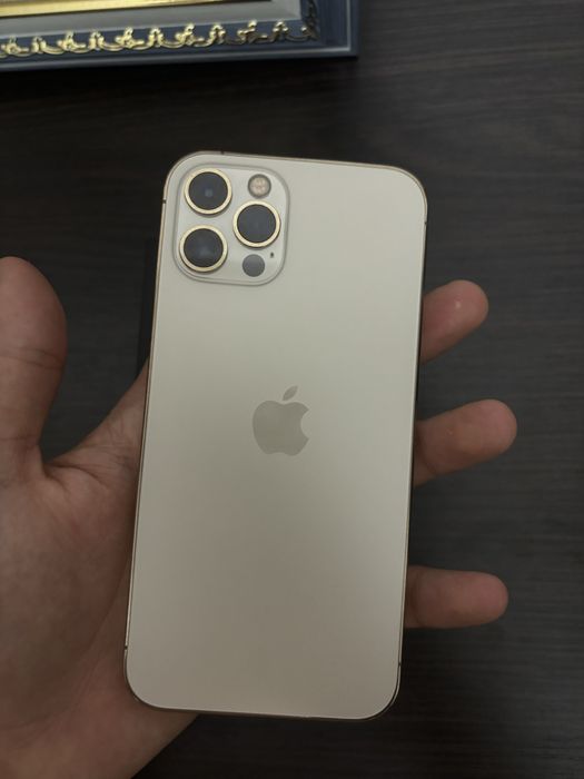 Срочно продам iphone 12 pro 128gb
