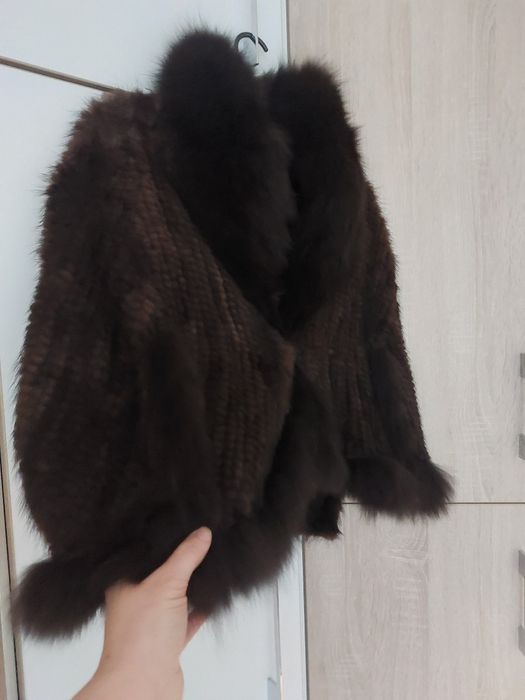 НОВО Актуално леко палто/ жилетка естествен косъм размер М/Л