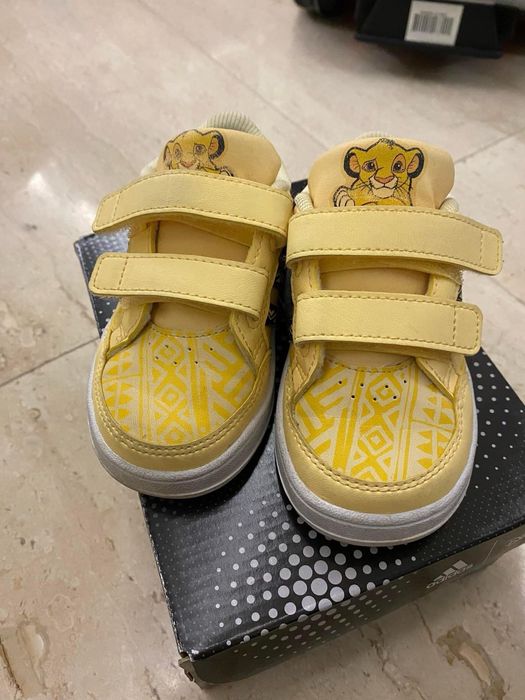 бебешки/ детски обувки adidas