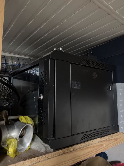 Zudlik bilan Server qutisi sotiladi | Narxini kelishamiz