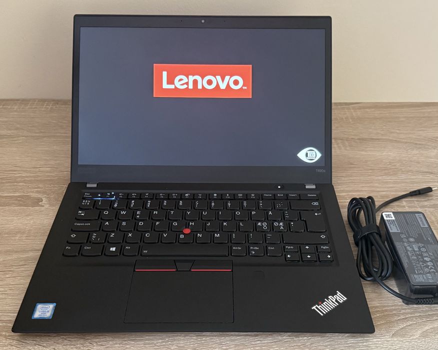 Lenovo Thinkpad T490s i5 256GB 8GB - CA NOU - Portabil ! Slim !