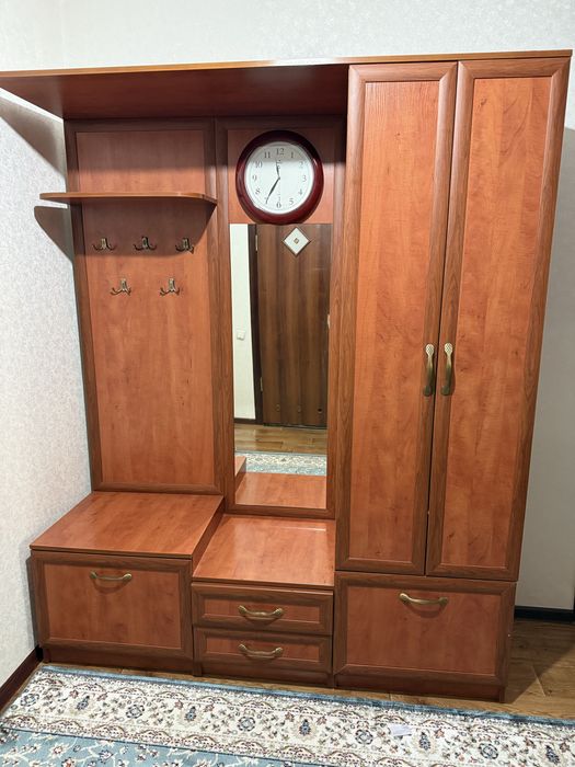 Продается шкаф ,для прихожей