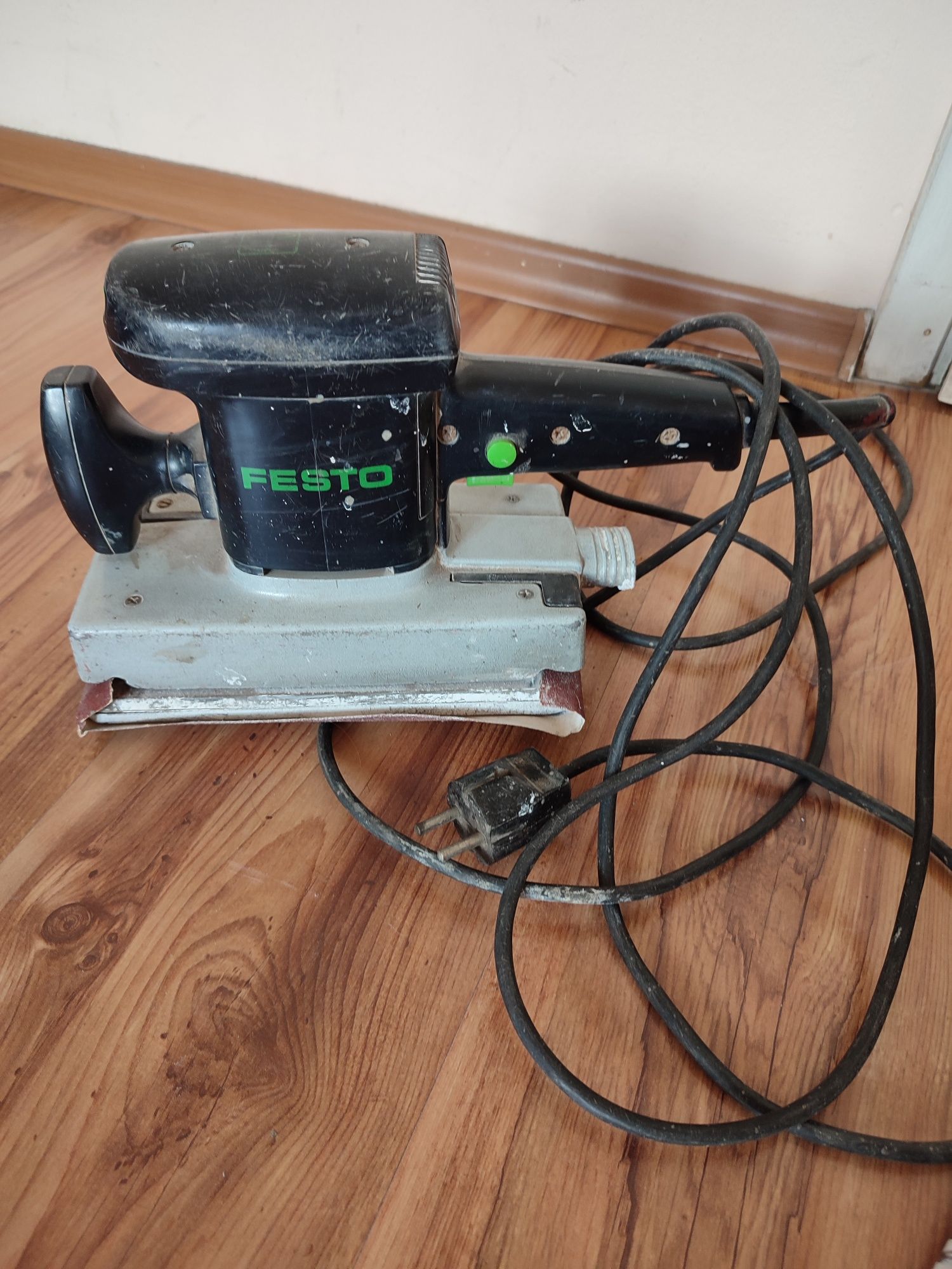 Продавам Festo шлайф машина гр. София Банишора • OLX.bg