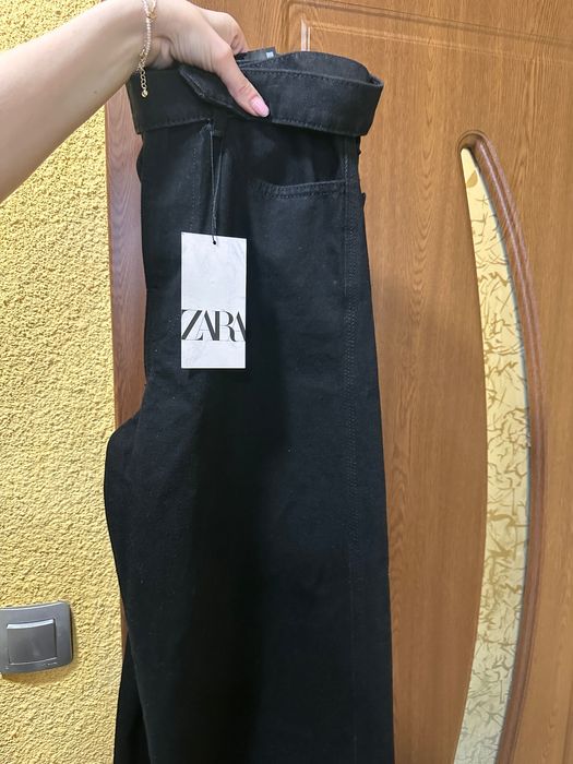 Черни дънки на Zara