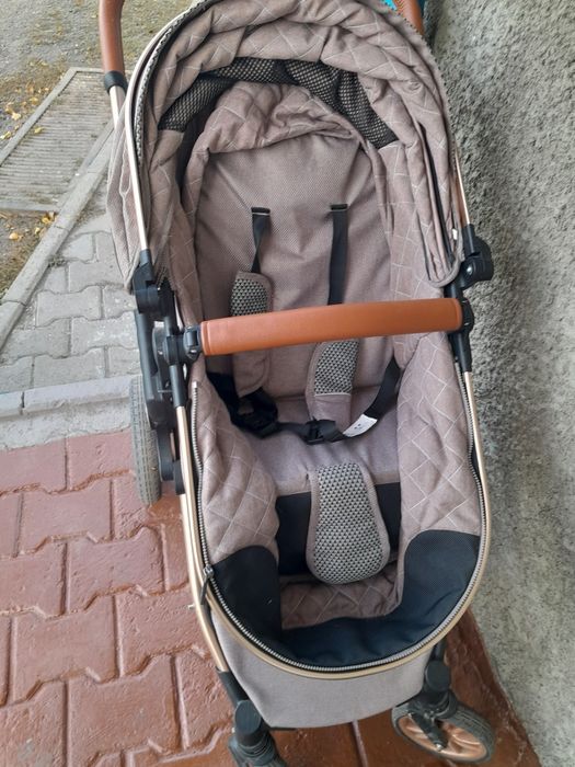 Детская коляска 3в1