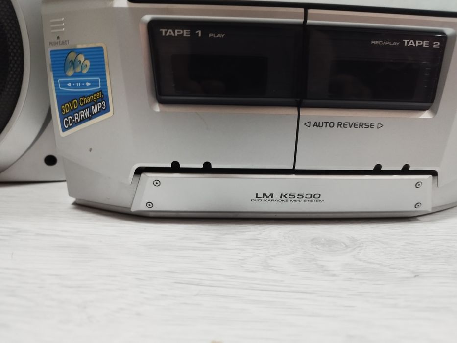 Музыкальный центр LG