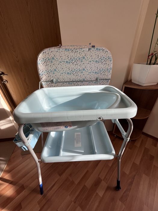 Vand cadita Chicco cu suport de infasat in stare foarte buna