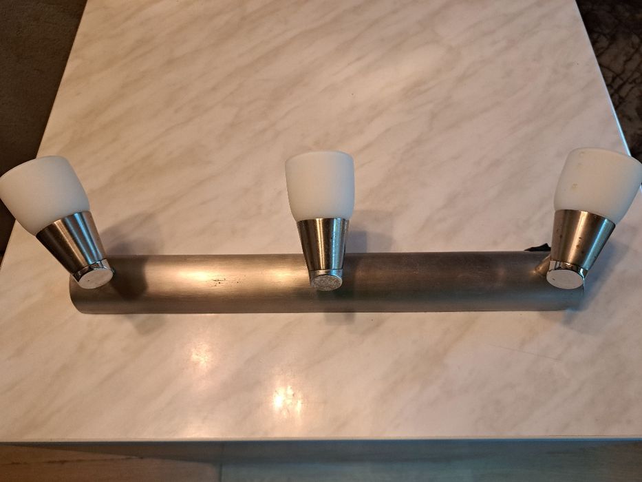 Лампа с лед крушки