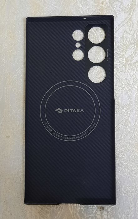 Pitaka original chexoli Samsung s23 ultra modeli uchun.