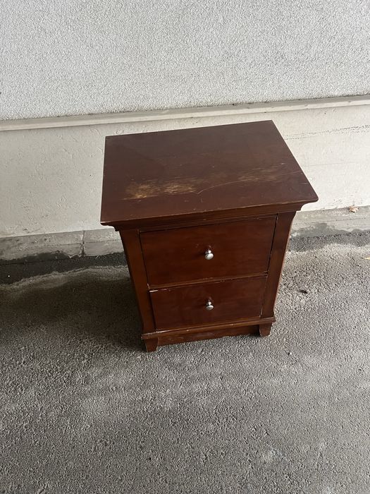 Нощно шкафче Тomasvile