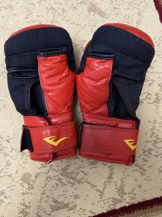Перчатки для рукопашного боя и ММА EVERLAST 12oz