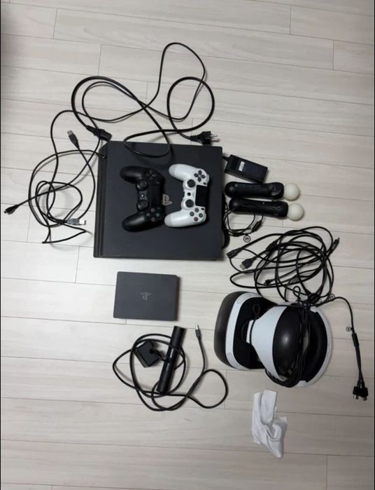 Playstation pro4 1 tb  + ps VR