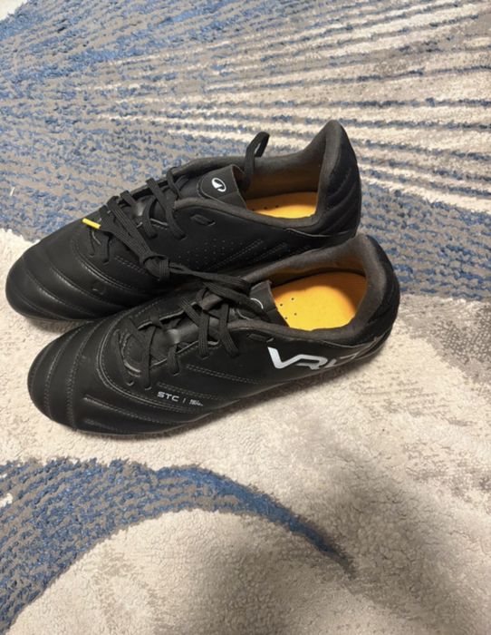 Ghete de fotbal viralto