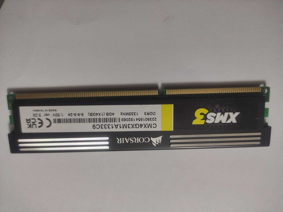 Set Placute RAM DDR3 ADATA, Kingston, Zeppelin, Corsair