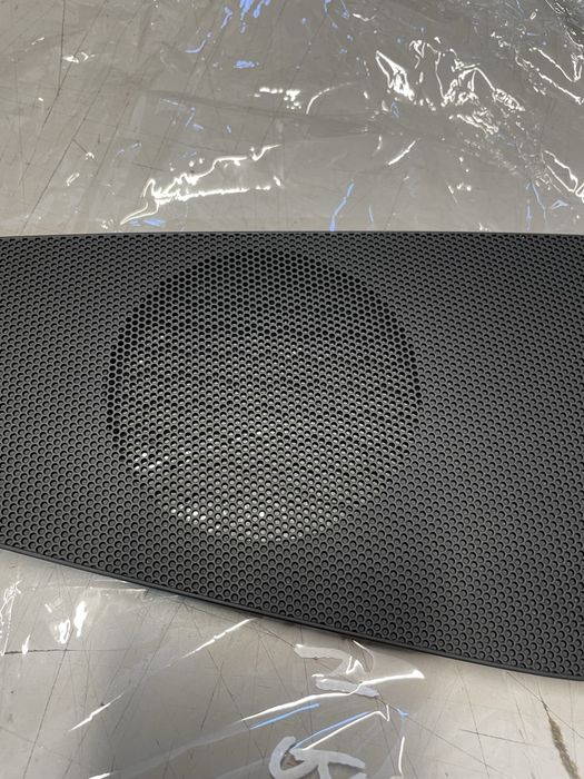 Plasa sita boxa bord audi a4 b9 audi a5 f5