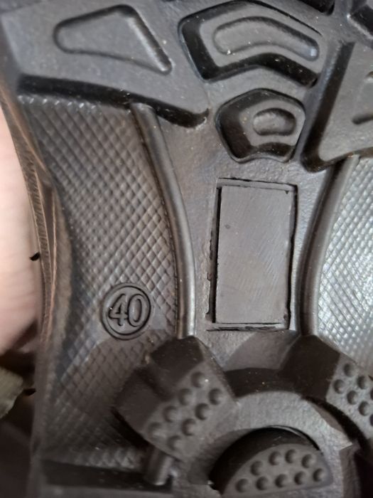 Берцы высокие демисезонные.