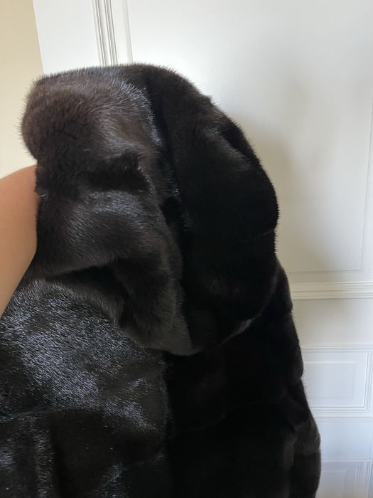 Продам норковую шубу EGO