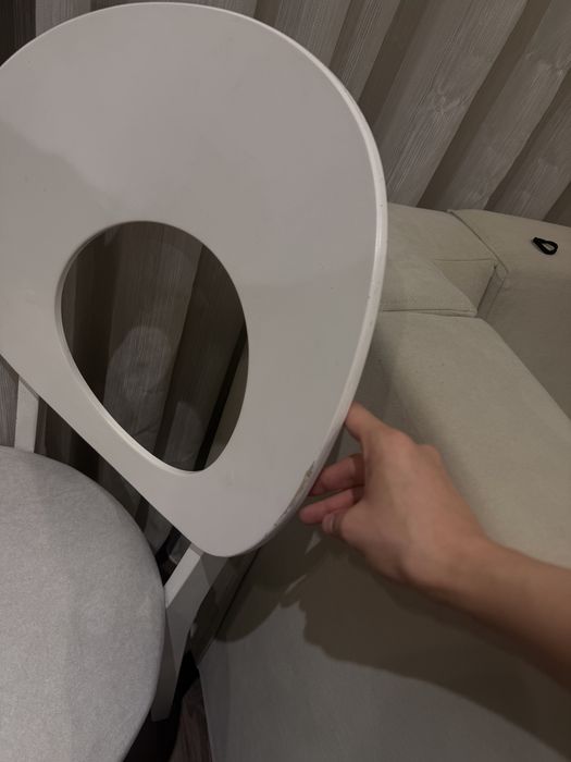 Стол со стульями