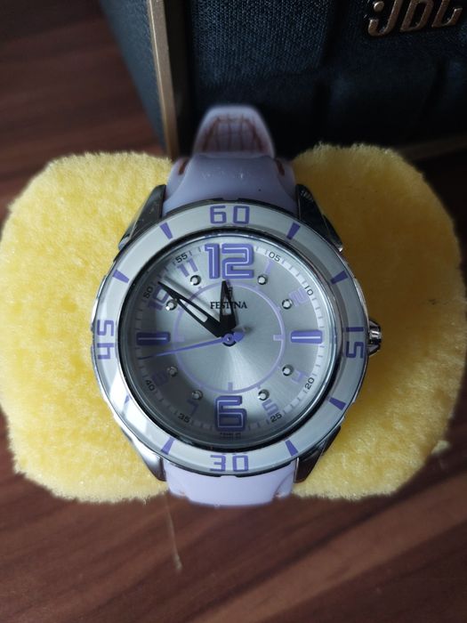 часовник Фестина Festina F16492