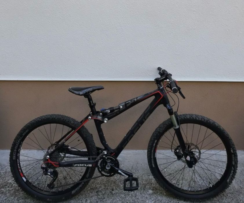 Bicicleta Focus Carbon SL