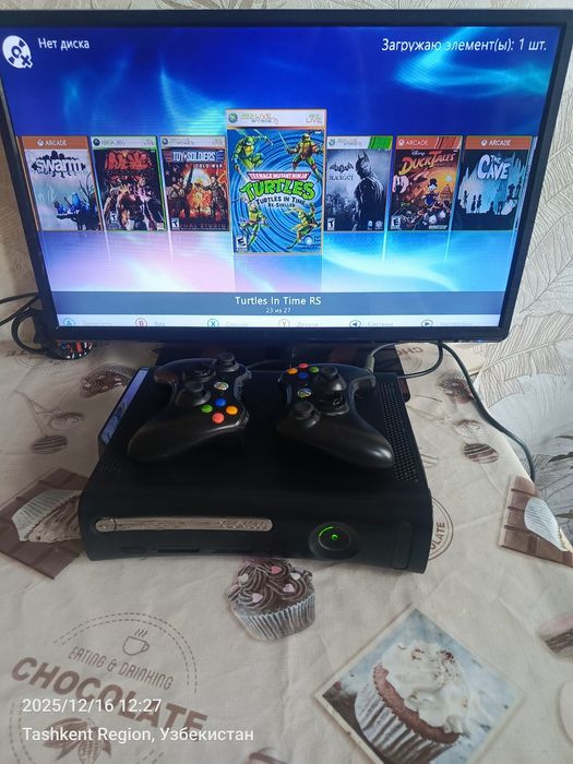 Xbox 360 elite 128gb fribut proshivka qilingan. 27 ta oʻyini bor