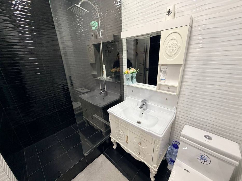 Квартира сотилади 2 хонали  5 микр