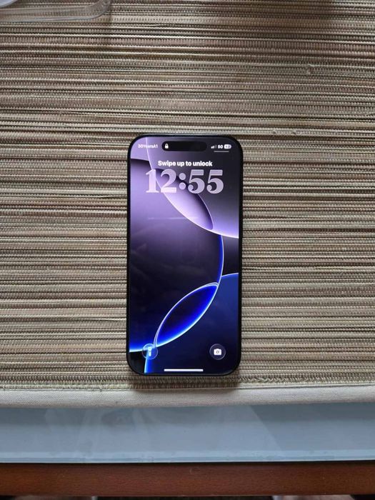 Продавам iphone 16 Pro 128 GB с Гаранция