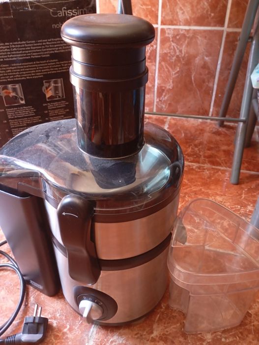 Storcător de fructe