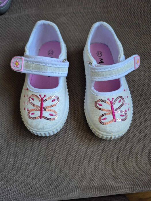пантофи ясла / детска градина / сандали