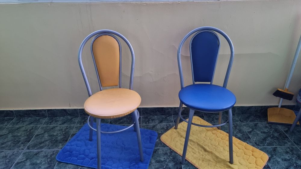 Продавам столове