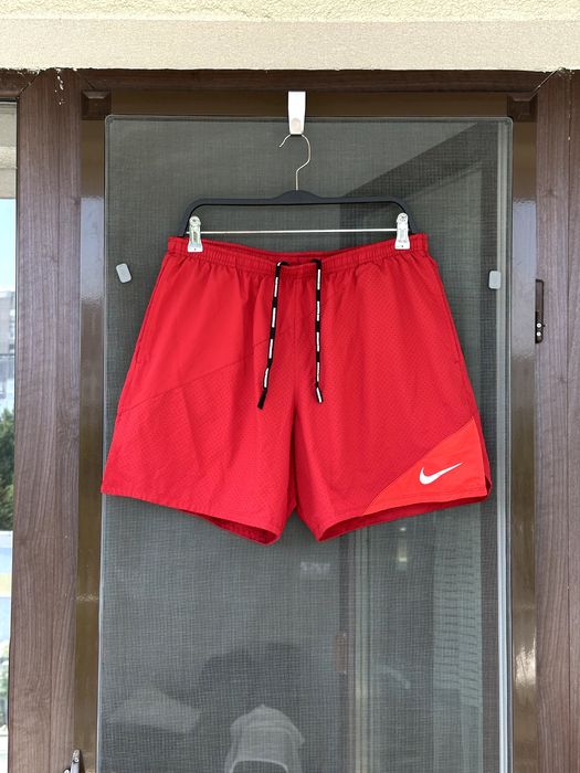 Мъжки къси панталони NIKE (Dri-FIT / Running) - размер L, Отлично състояние