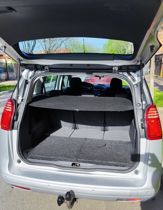 Пежо 5008, 1,6HDI, 2011г.