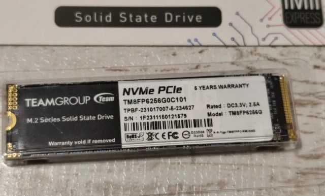 Продавам SSD 256GB, Team Group MP33, NVMe, M.2