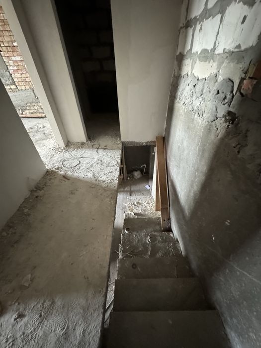 Новостройка 3/5/6 дуплекс метро БИЙ Чайхана Салам Корзинка