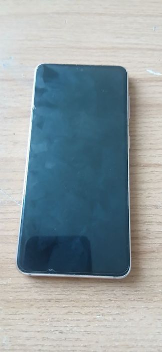 S21 5G tel ideal abmen bor iphone 11 ga 256 xotira