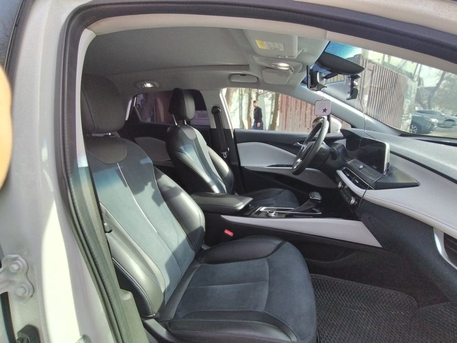 Продам Buick Velite 6 White Full срочно!