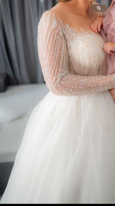 Vând rochie de mireasă