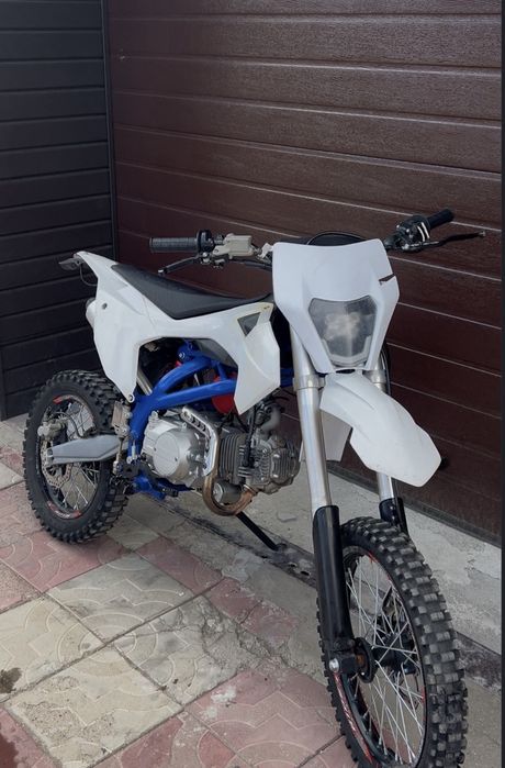 Продаю пит байк 125см