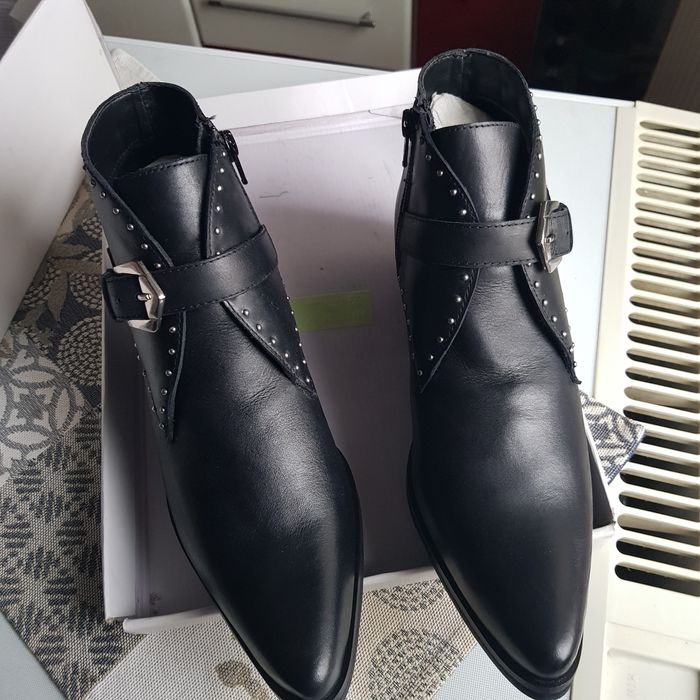 Ghete dama, marime 39