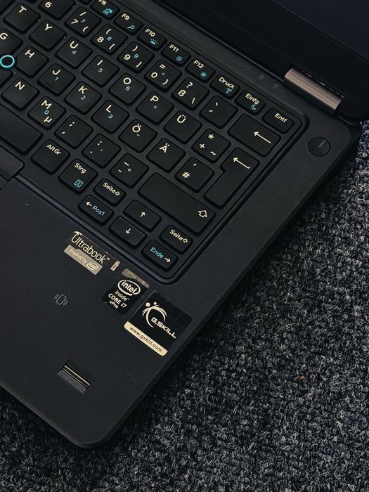 Dell Latitude E7450 Лаптоп