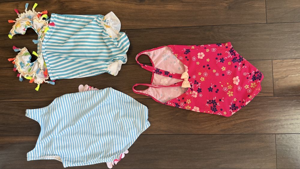 Lot costume baie , marimea 104, Shein si Decathlon
