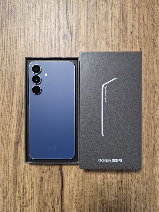 Samsung S25 FE - 8GB/128GB - Navy - Като нов! - Гаранция до 2028г!