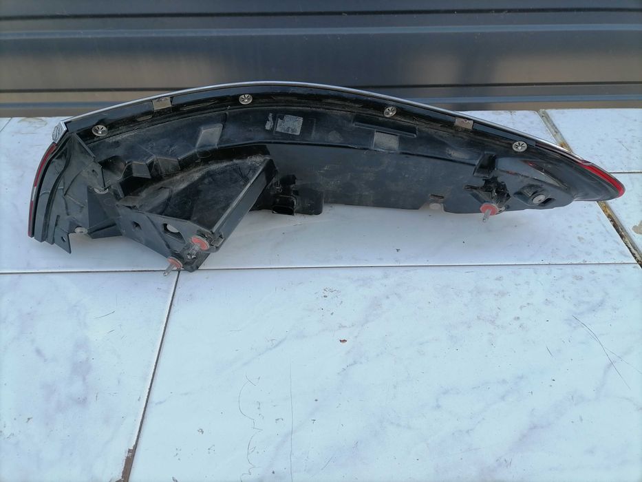 Lampa stop tripla stânga pe aripa Mercedes GLC w253