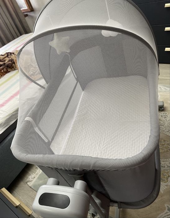 Продается прикроватьная люлька