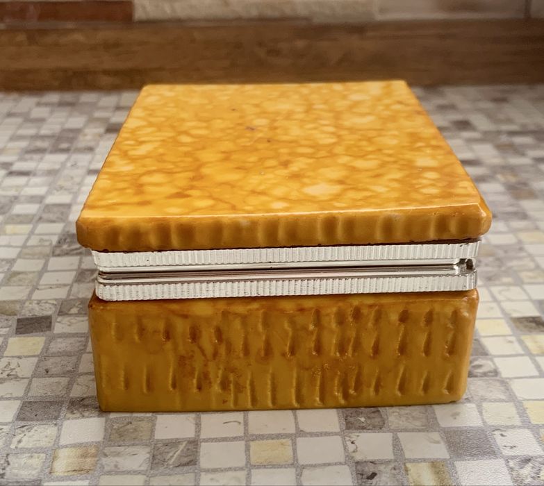 Винтидж кутийка за бижута