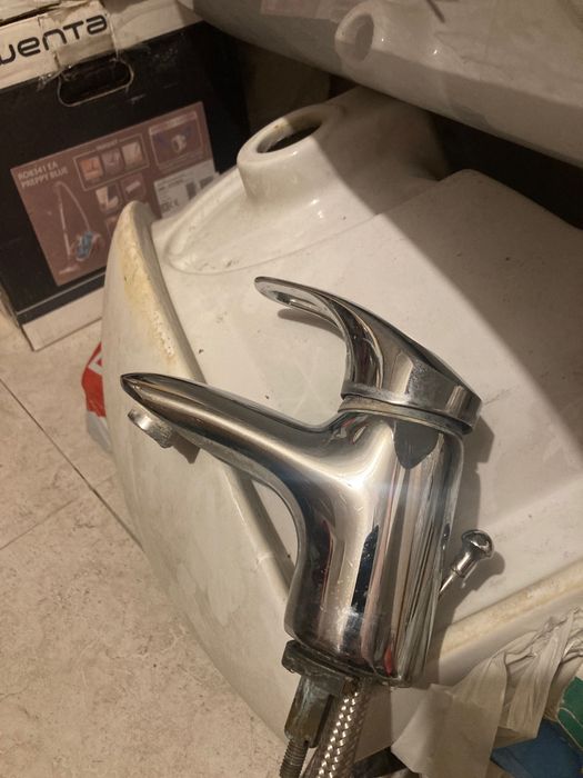 Мивка и смесител Видима